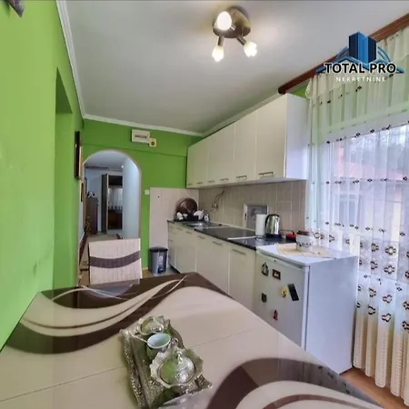 Apartment Hani *